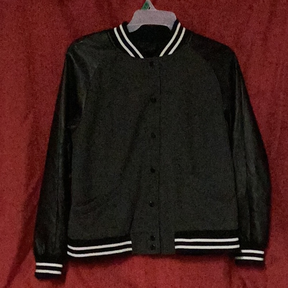 Jacket Letterman - Picture 1 of 3